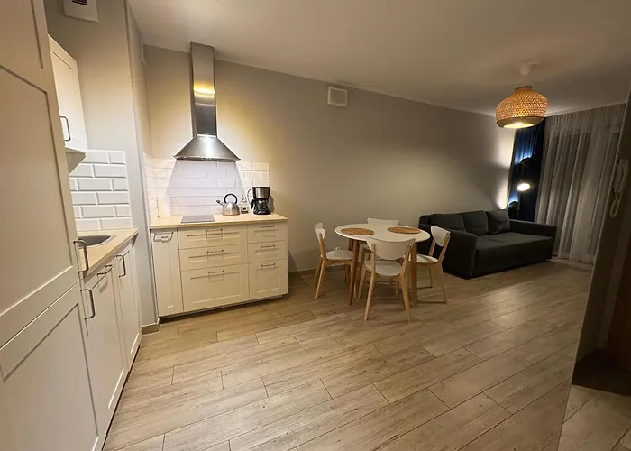 Polanowscy Blisko Morza Kasprowicza 20a 106